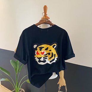 [무배] 봄신상 호랑이 자수 반팔 티셔츠 2컬러
